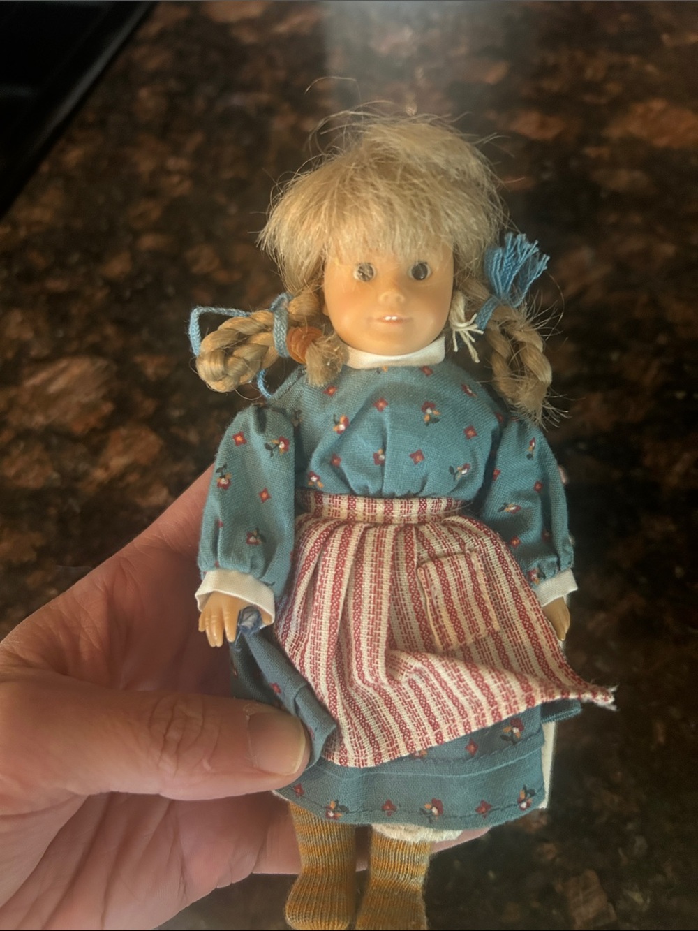 Mini American Girl Kirsten Doll in Blue Floral Dress with Red-Striped Apron - Picture 5 of 5